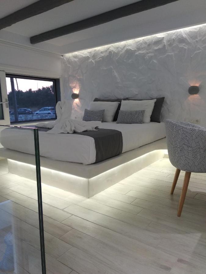 Marina'S Suites Naxos City Zewnętrze zdjęcie